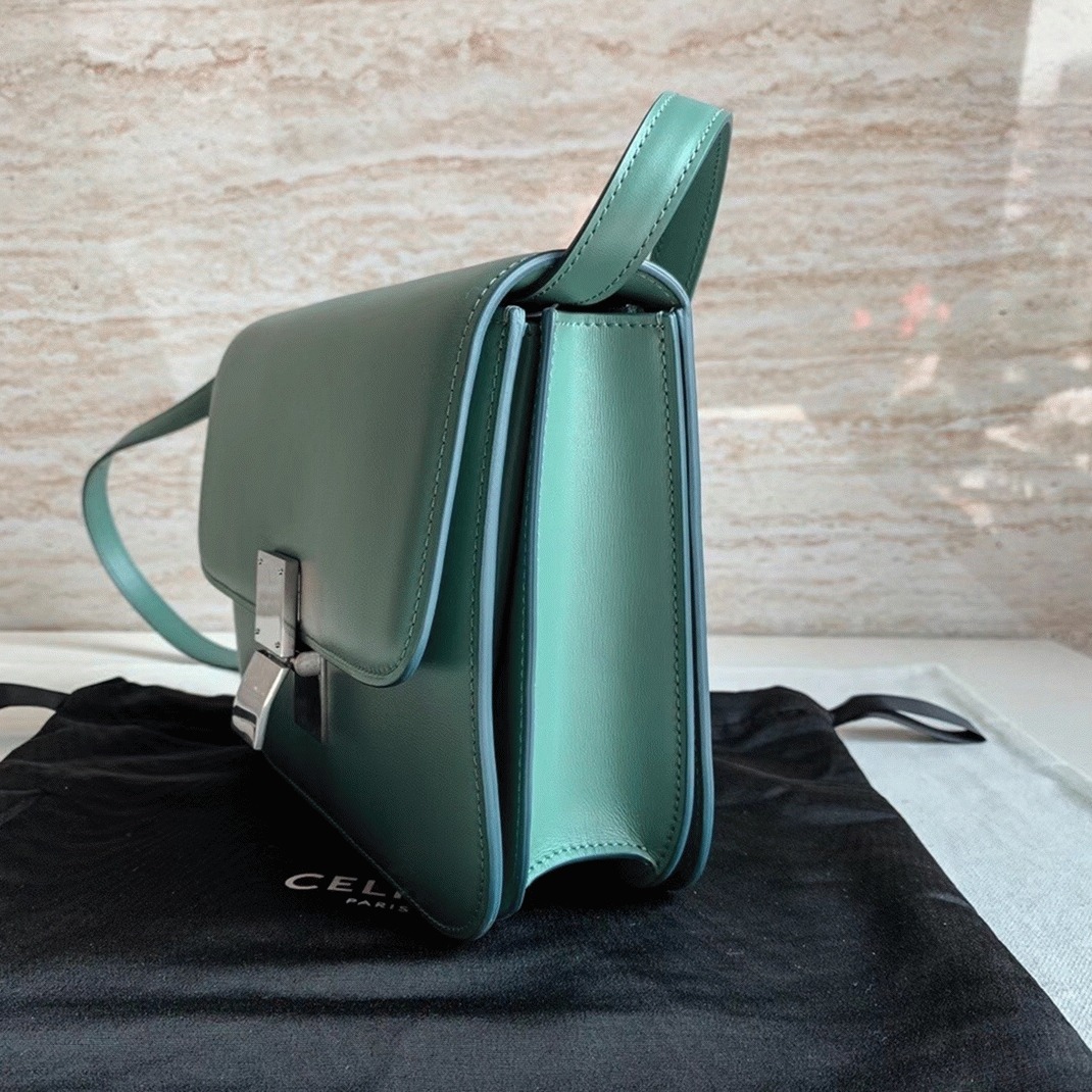 Top Quality Replica Ce1i*e Classic Box Medium Bag In Celadon