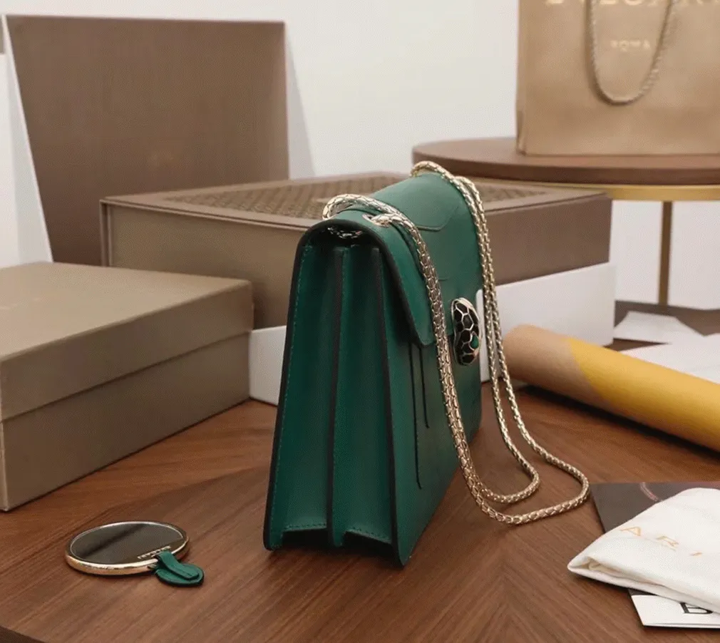 Replica Bv1g*ai Serpenti Forever Large Shoulder Bag Green Calfskin