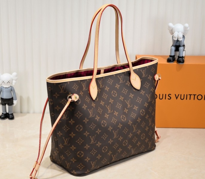 L0vis Vvtt0n Monogram Canvas Neverfull MM Tote In Red