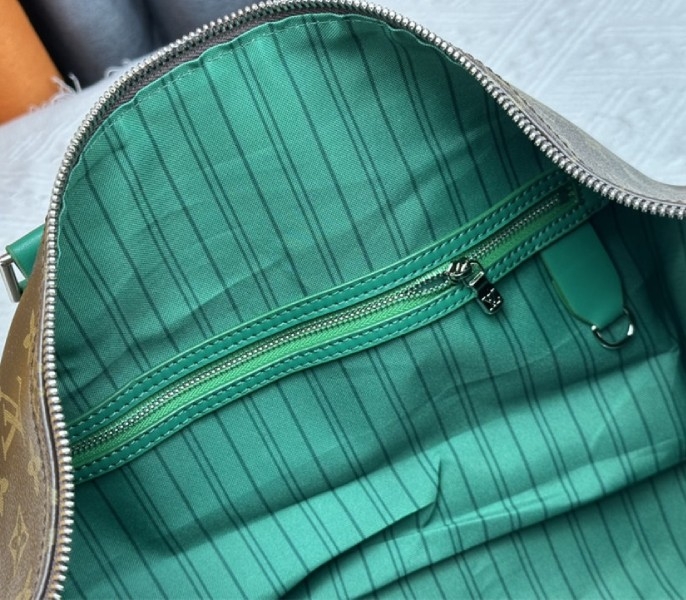 L0vis Vvtt0n Monogram Macassar Canvas Keepall Bandouliere 50 In Borneo Green