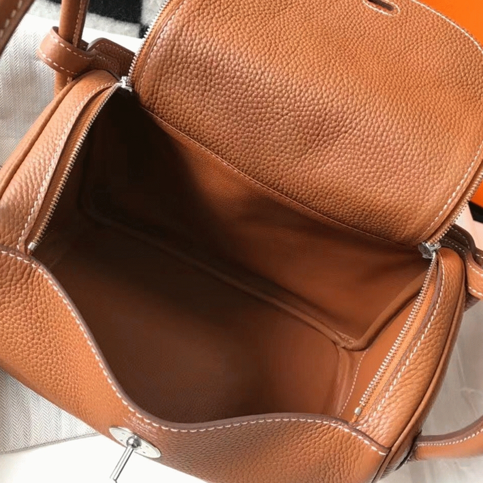 Designer replica H**me5 Lindy 30cm bag in gold color