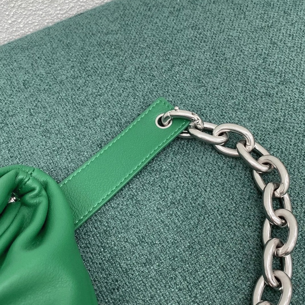 Replica B0tt*ga Ven*ta The Pouch Belt Bag Green