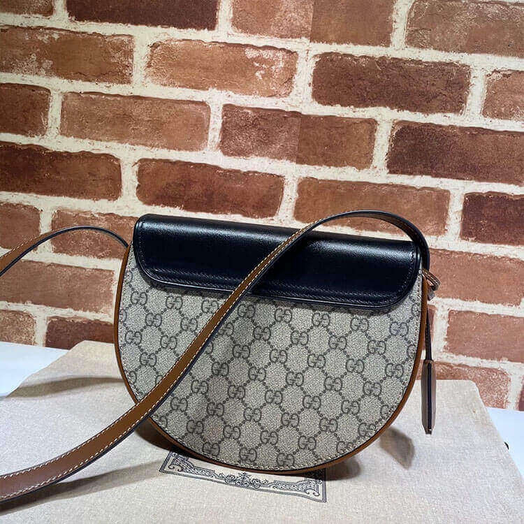 Gvc*1 Padlock Small Shoulder Bag