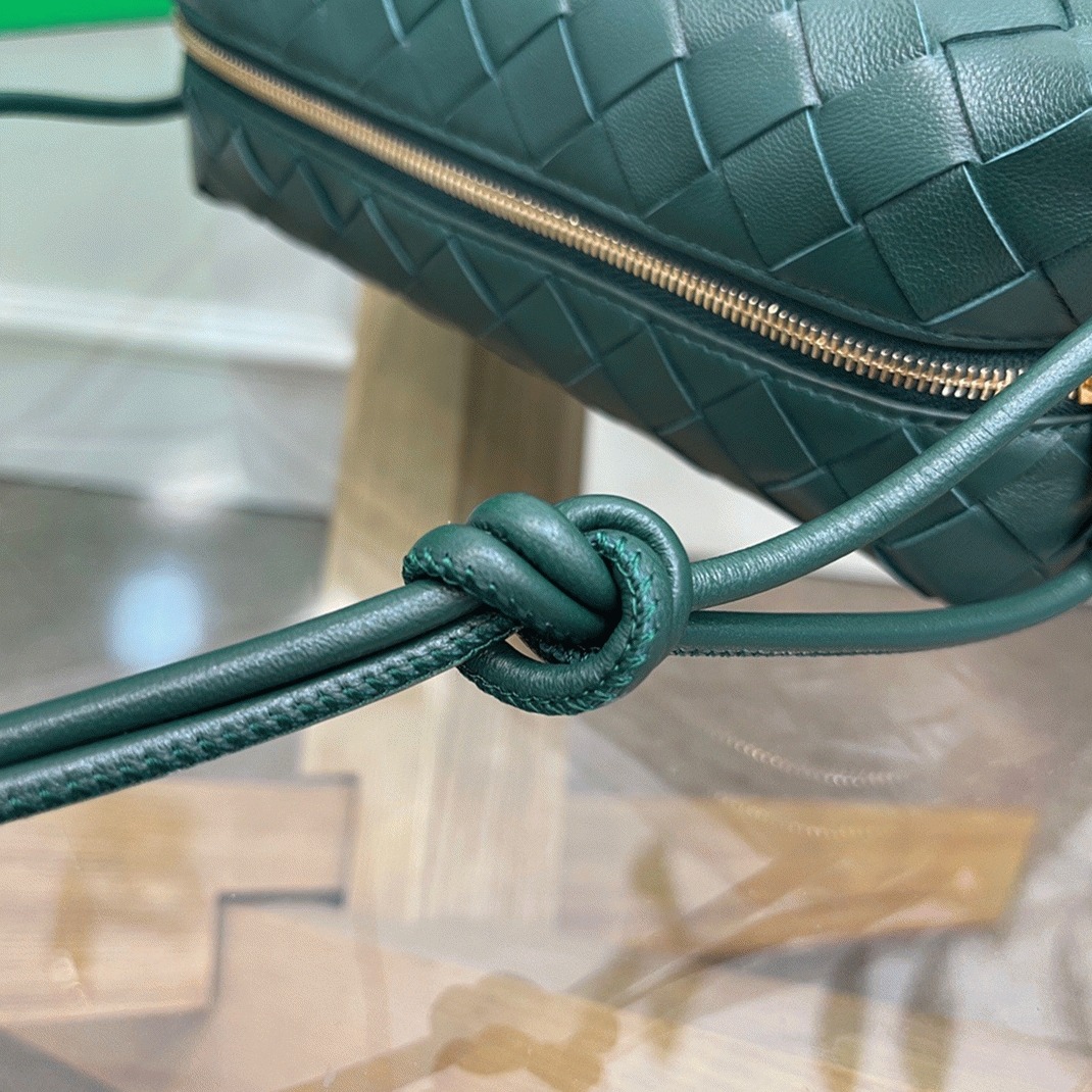 Knockoff B0tt*ga Ven*ta Loop Small Bag Raintree