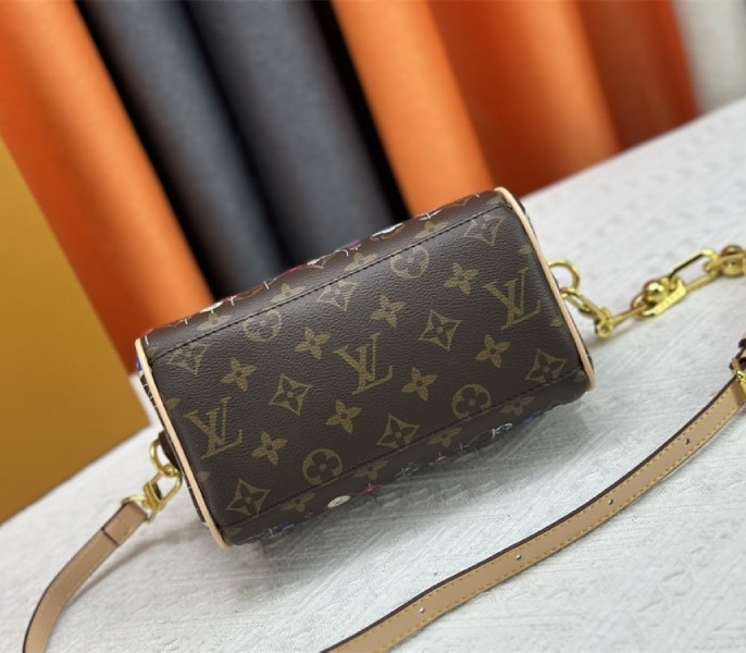 L0vis Vvtt0n X TM Monogram Canvas Speedy Bandouliere 20