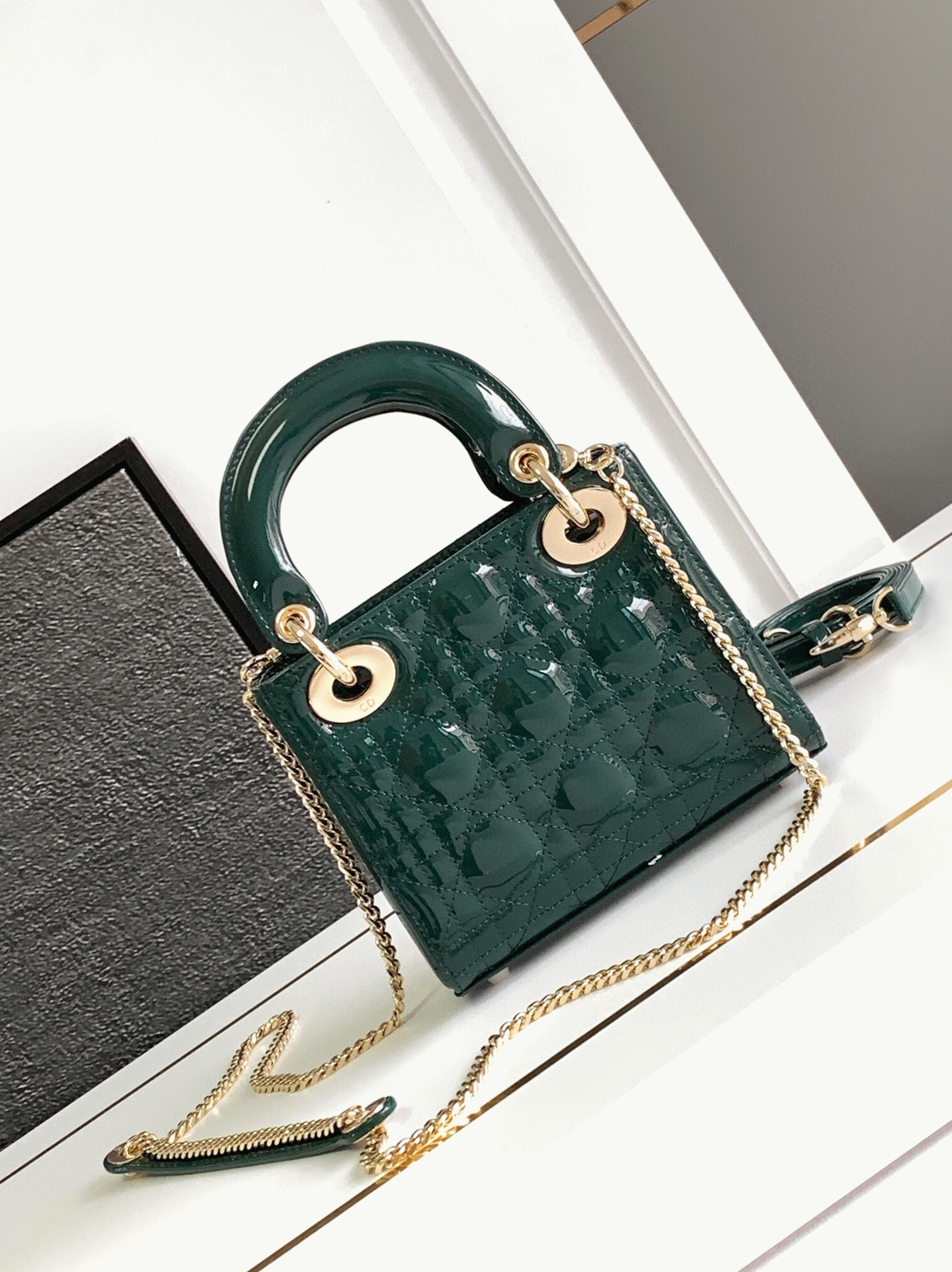 D10r Lady D10r Mini Chain Bag Fake with Chain in Green