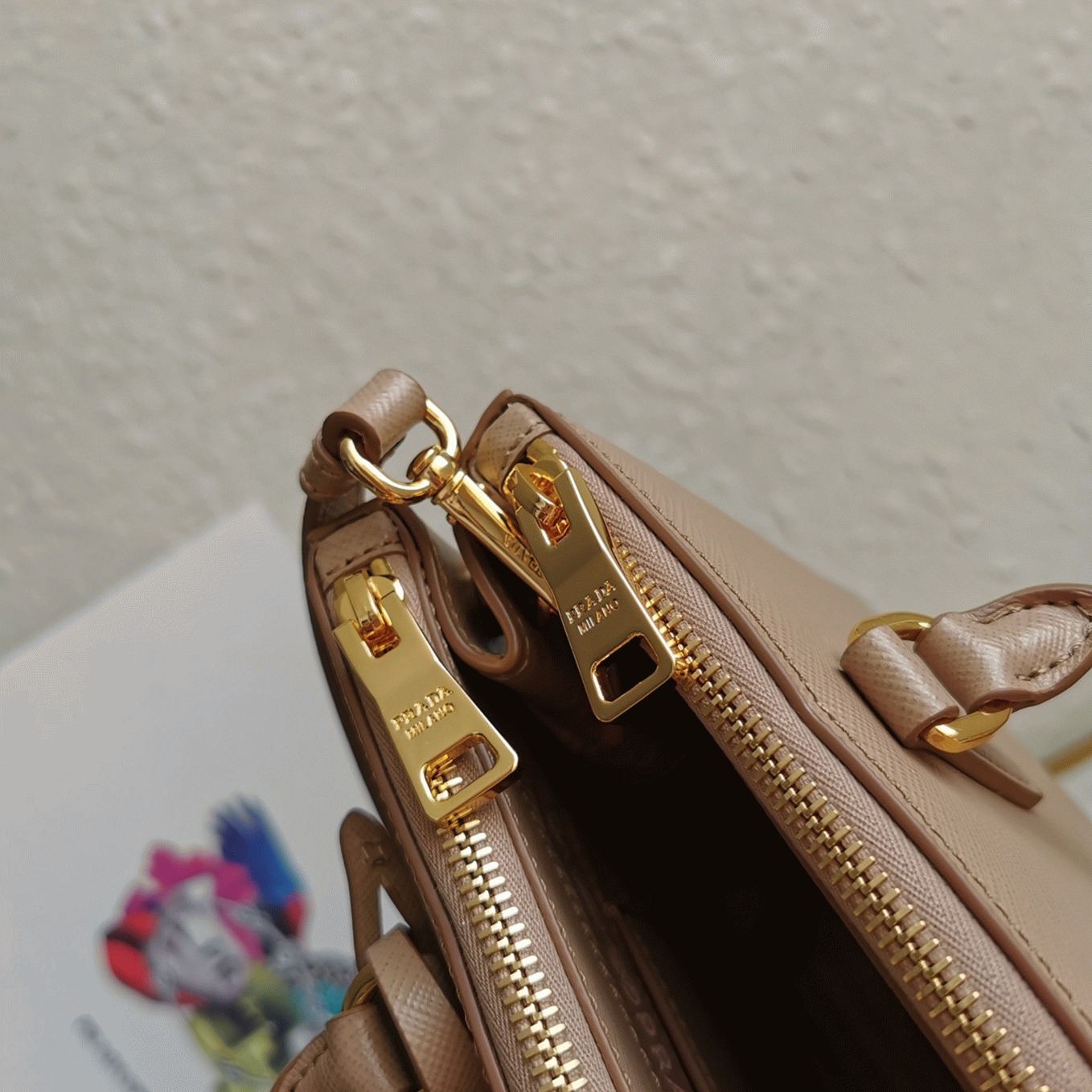 Beige Pra*a Galleria Medium Bag Replica