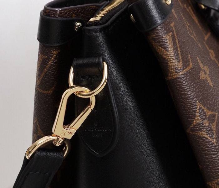 L0vis Vvtt0n Monogram Canvas Soufflot MM Bag In Black
