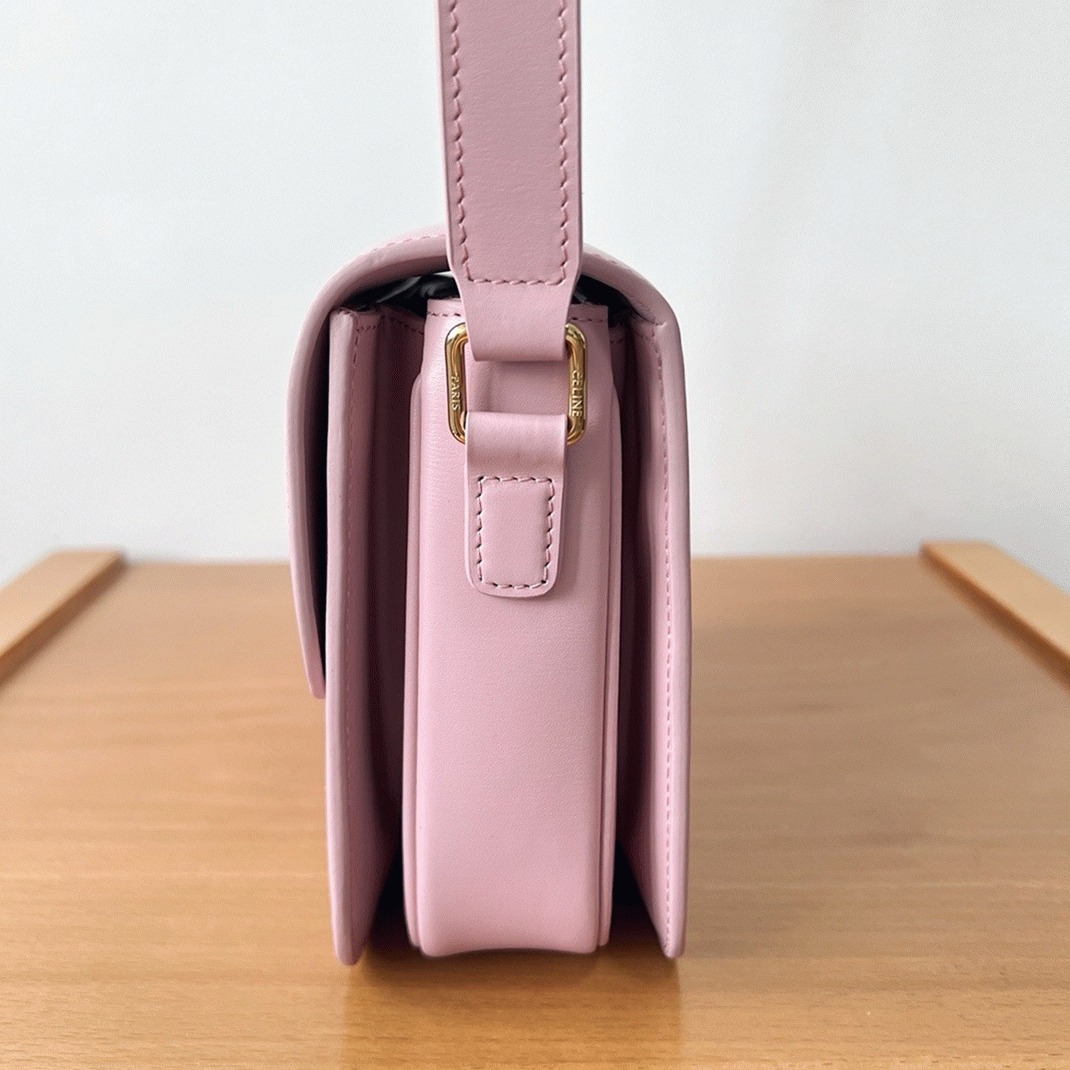 Top Quality Knockoff Ce1i*e Triomphe Teen Bag In Pink