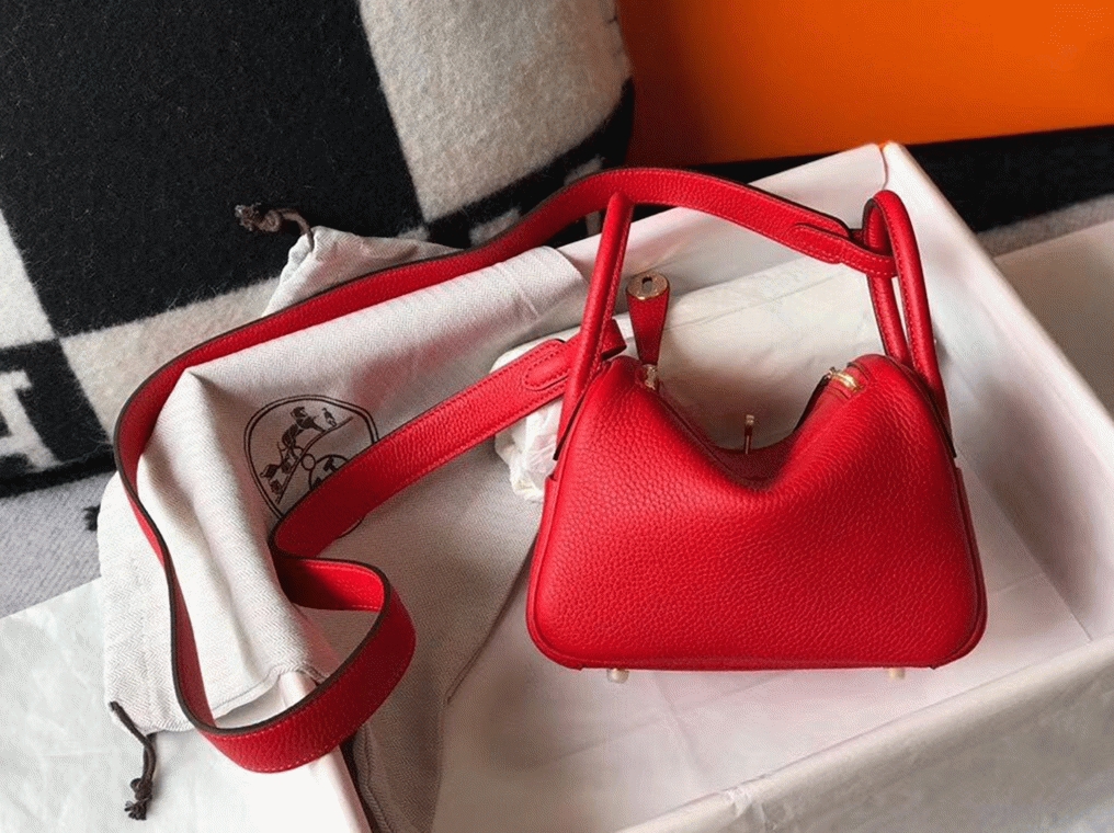 Fake designer H**me5 Lindy Mini handbag in red