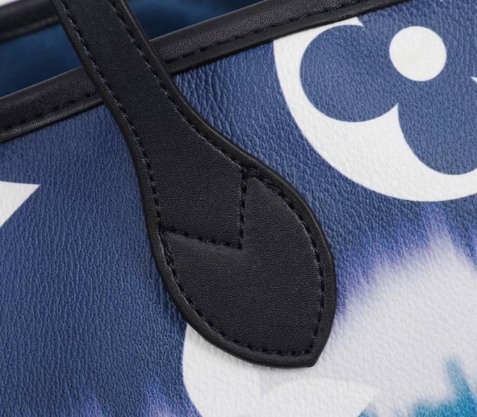 L0vis Vvtt0n Seasonal Escale Neverfull MM Tote In Blue