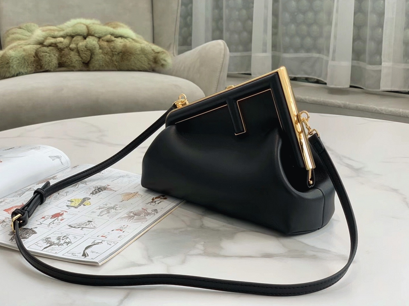 Top Quality Fake F**di First Medium Bag In Black Nappa Leather