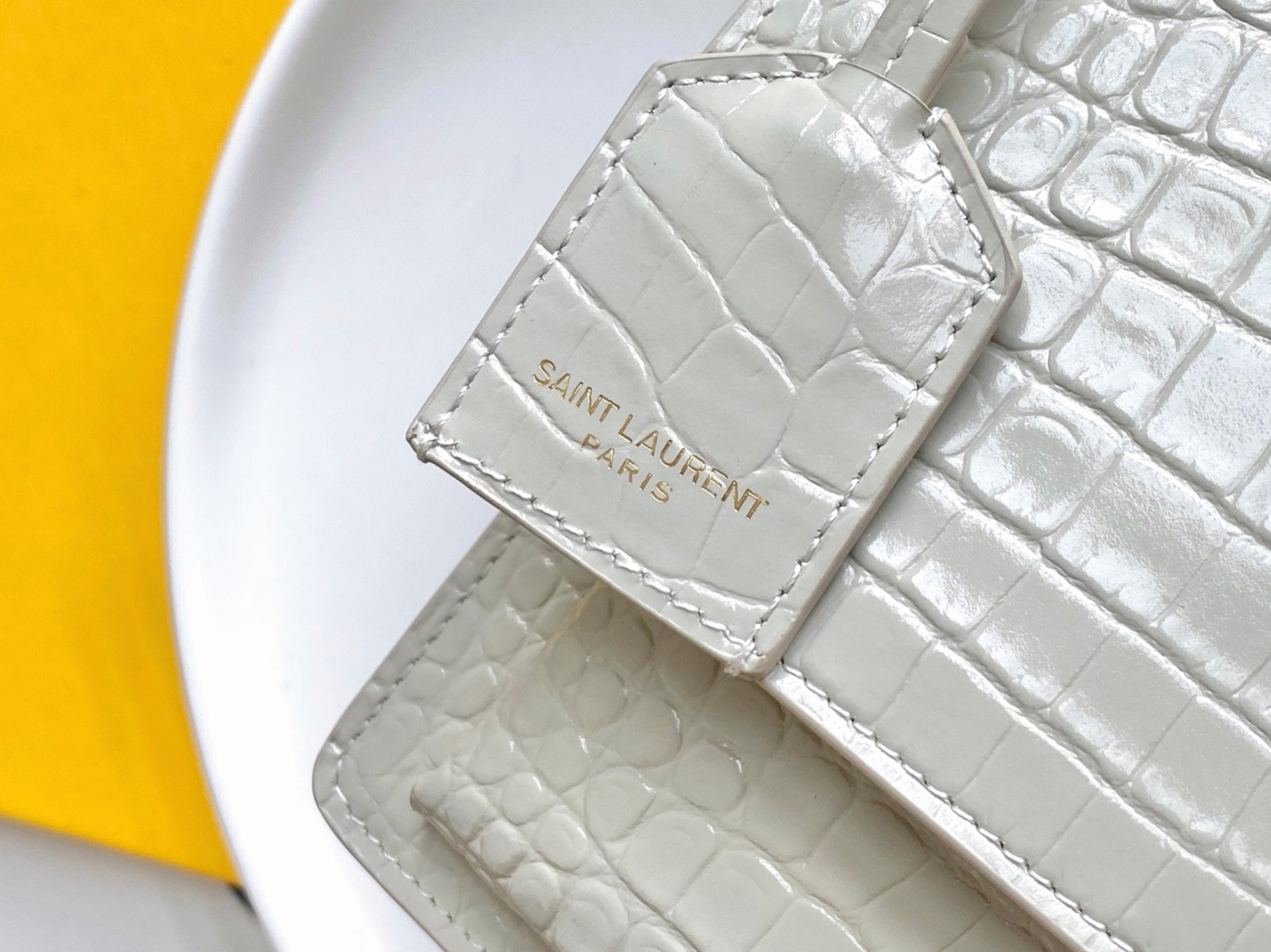 Fake Sa1nt Lau*nt Sunset Medium Chain Bag Ivory Crocodile-embossed Leather