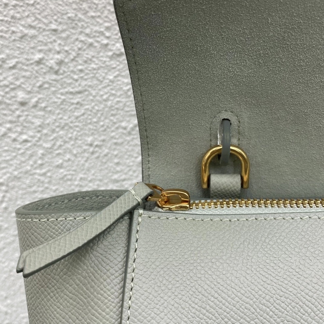 Ce1i*e Belt Nano Bag Imitation in Vert D eau