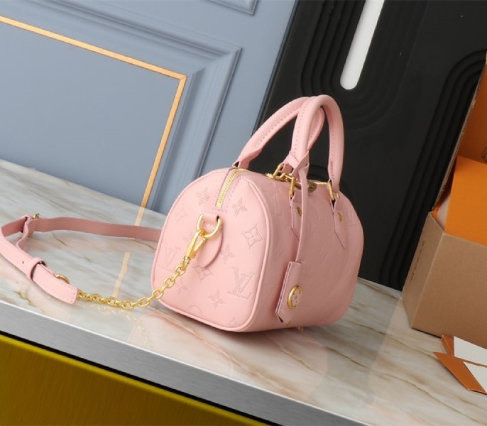 L0vis Vvtt0n Other Leathers Speedy Bandouliere 20 Handbag In Pink Opal