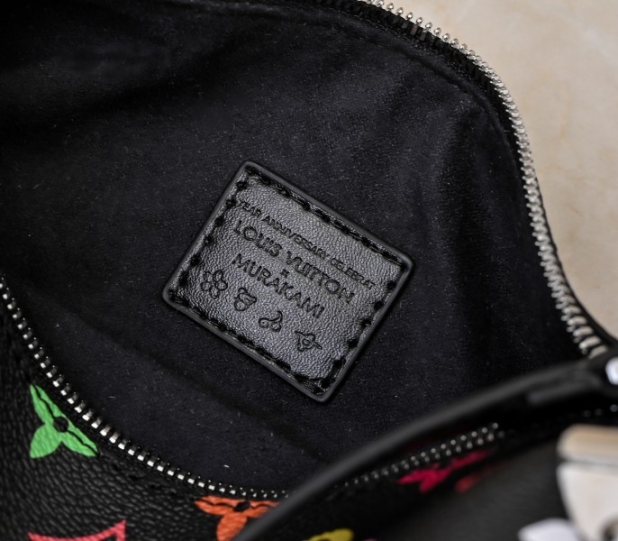 LV X TM Multicolored Side Trunk MM In Black