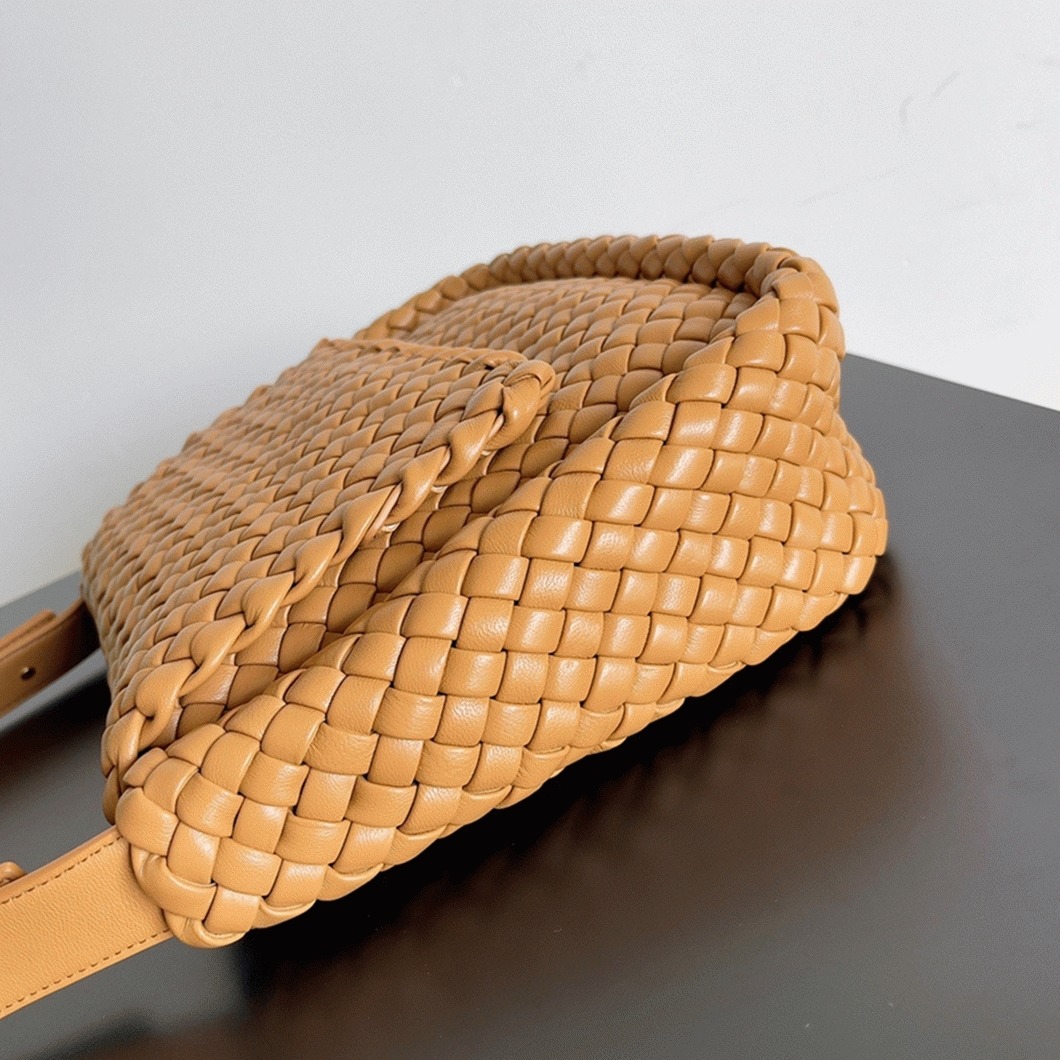 Fake B0tt*ga Ven*ta Cobble Small Bag Caramel