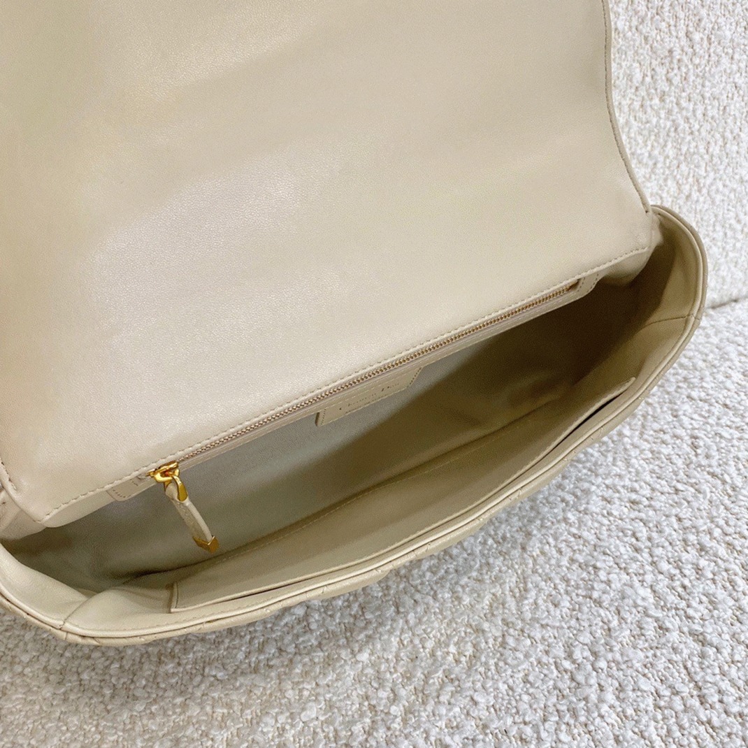 D10r Caro Large Bag Knockoff in Beige