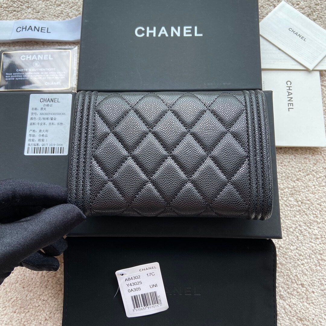 Ch**el boy long wallet