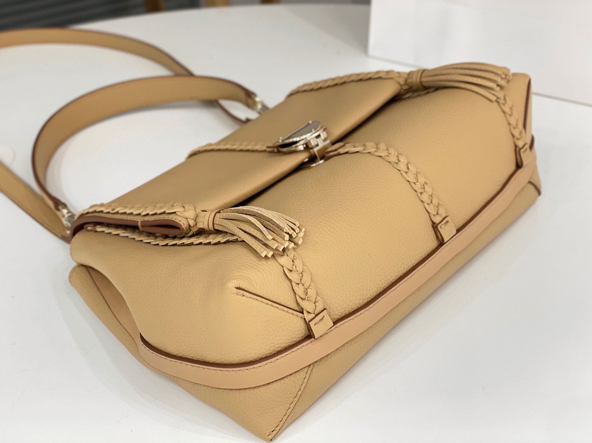 top quality replica Ch10e penelope medium shoulder bag in beige grained calfskin
