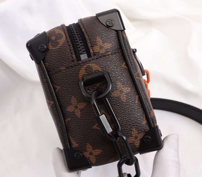 L0vis Vvtt0n Monogram Canvas Mini Soft Trunk Black Bag