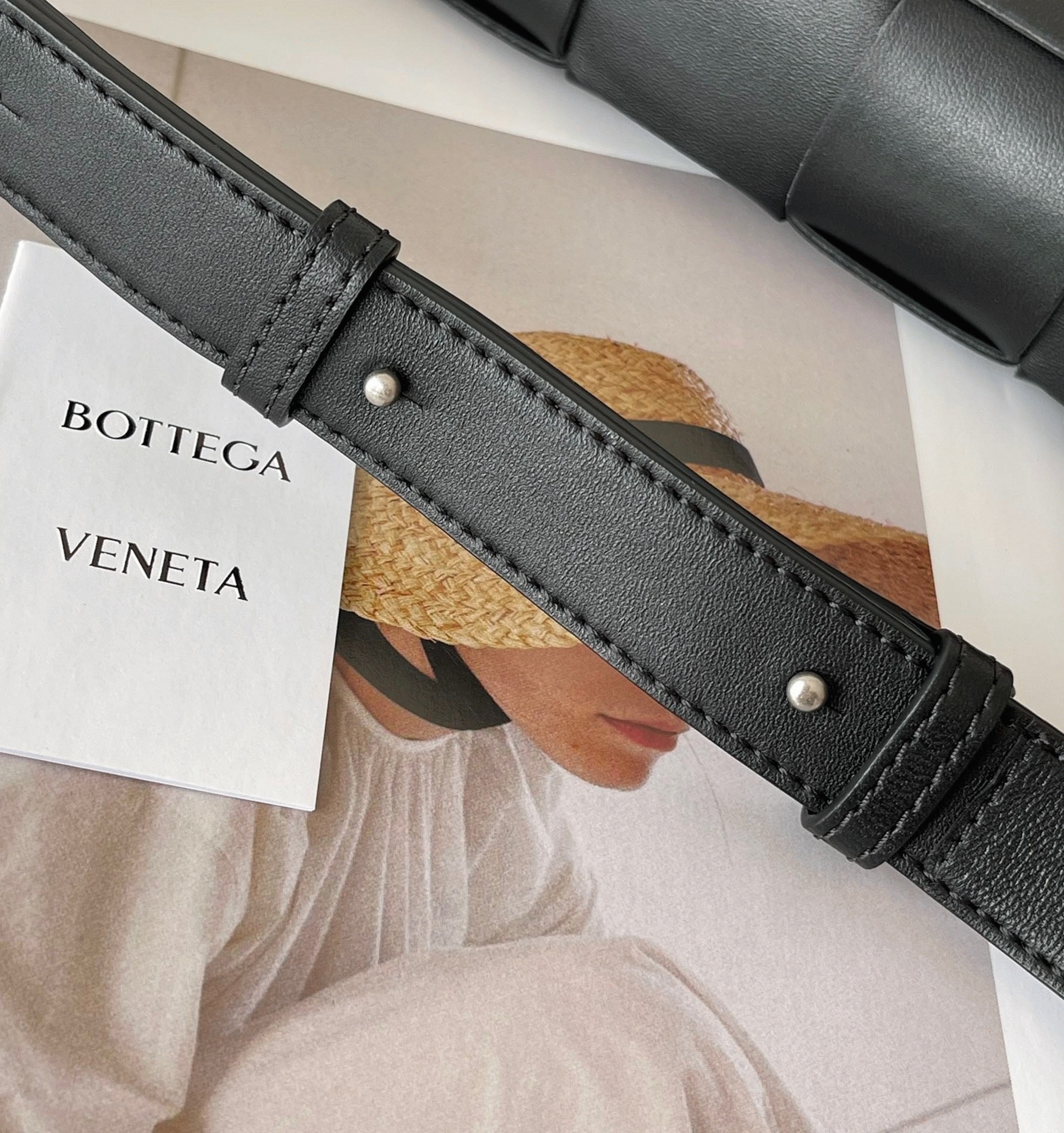 Top Quality Faux B0tt*ga Ven*ta Cassette Bag In Black