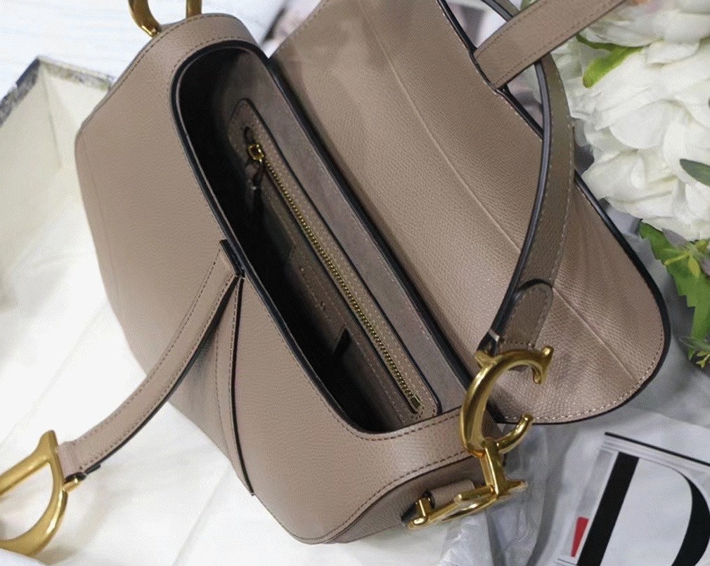 D10r Saddle Bag Fake in Warm Taupe Grained Calfskin