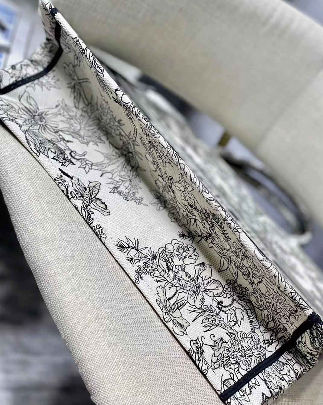 D10r Large Book Tote Bag Replica in Blue Toile de Jouy Flowers Embroidery