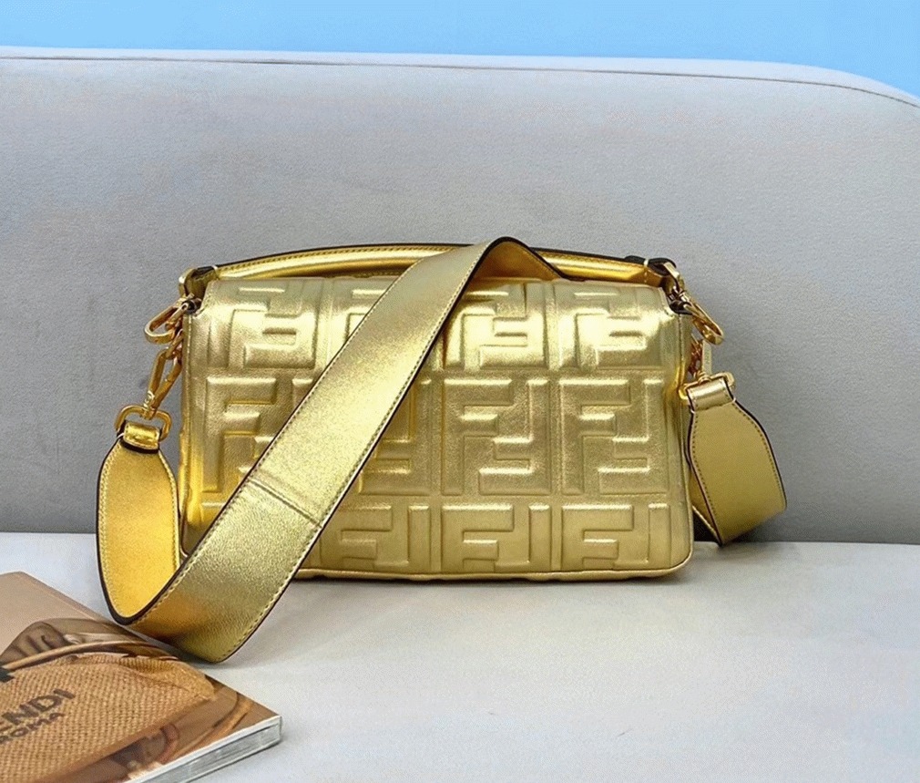 Top Quality Replica F**di Medium Baguette Bag In Gold FF