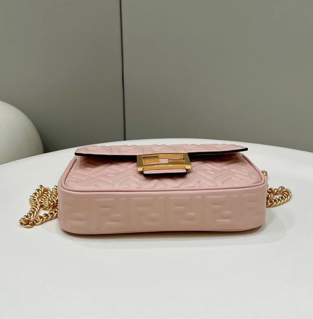 Top Quality Faux F**di Baguette Chain Midi Bag In Powder