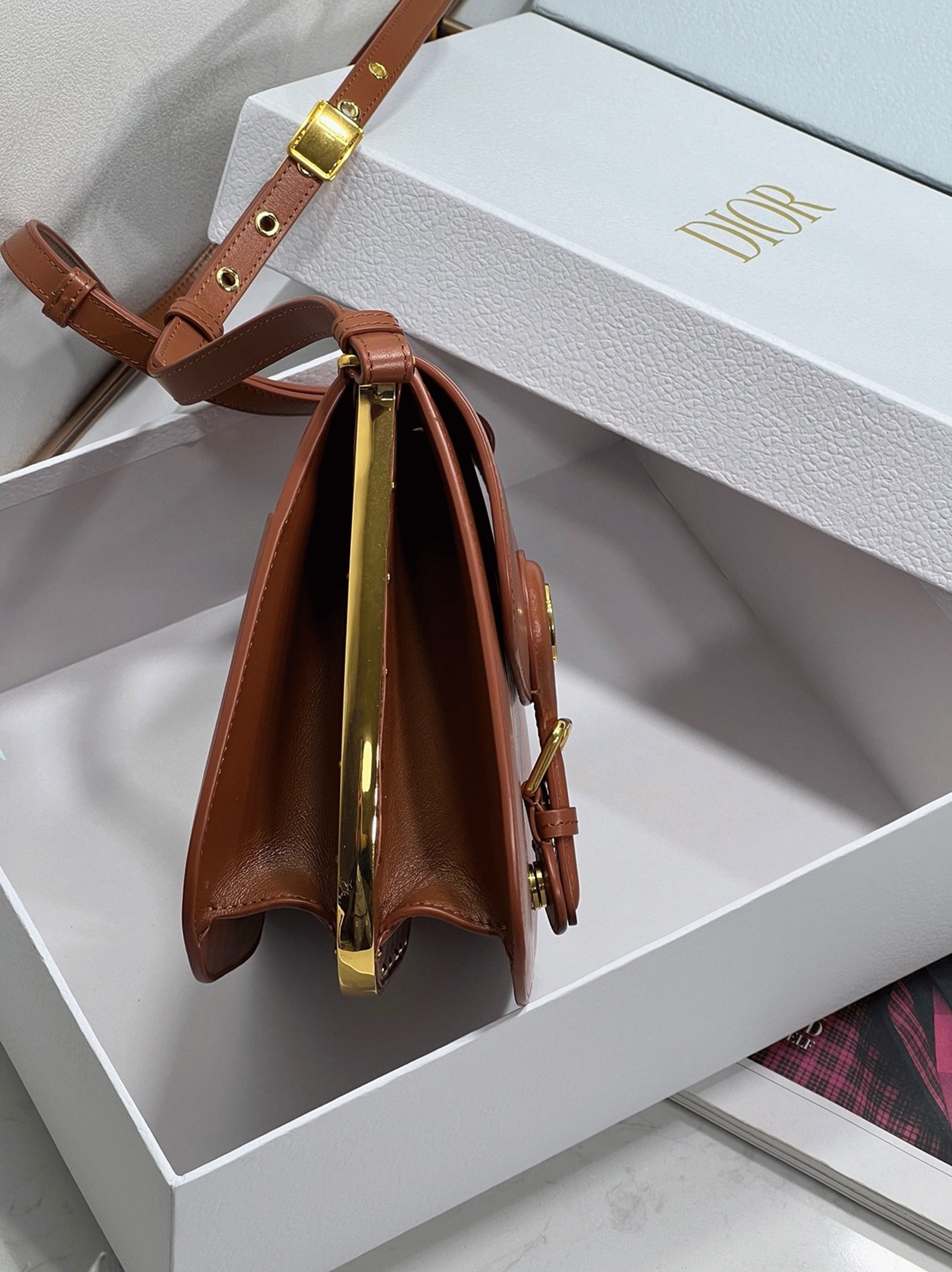 D10r Bobby Frame Bag Knockoff in Brown