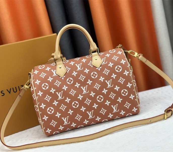 L0vis Vvtt0n Speedy P9 Bandouliere 30 Bag In Camel