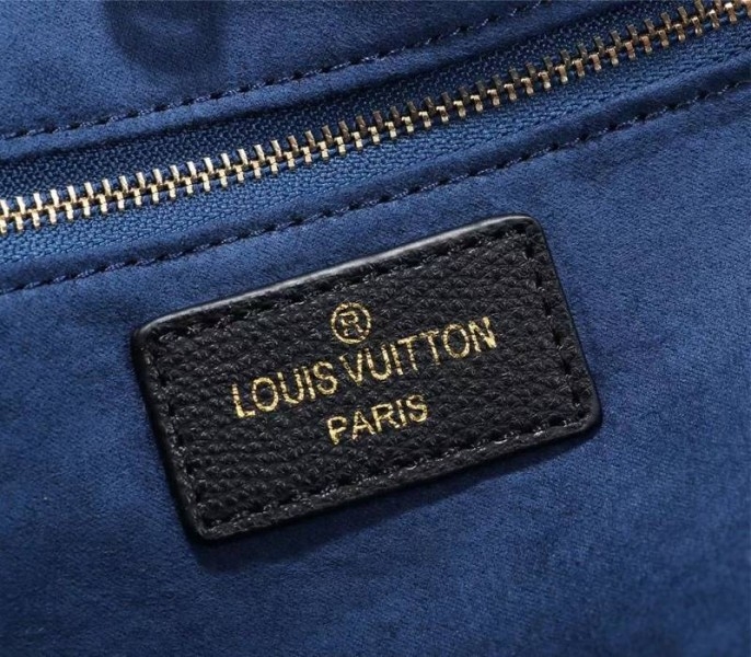 L0vis Vvtt0n Monogram Empreinte Neverfull MM Tote In Black