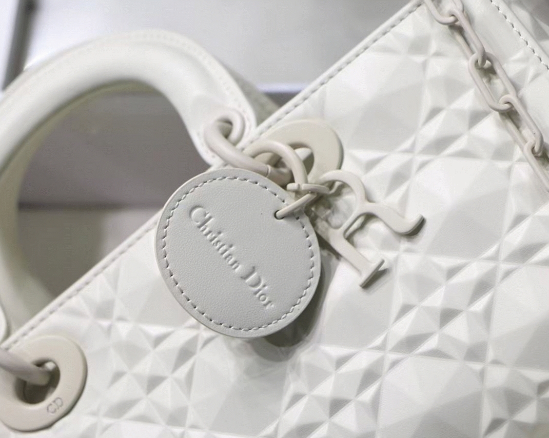 D10r Lady D-Joy Medium Bag Knockoff in White Calfskin with D1am0nd Motif