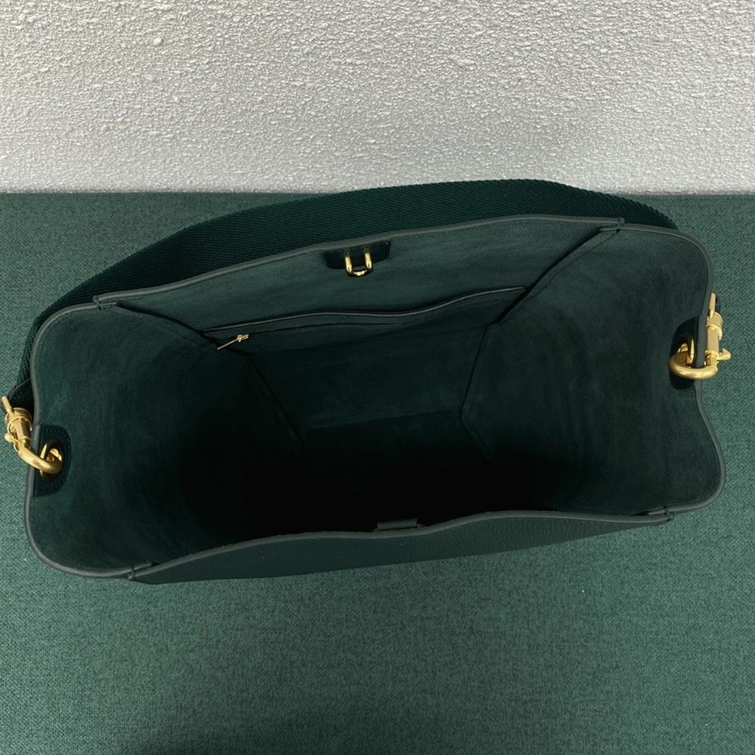 Top Quality Knockoff Ce1i*e Sangle Bucket Bag In Amazone Grained Calfskin