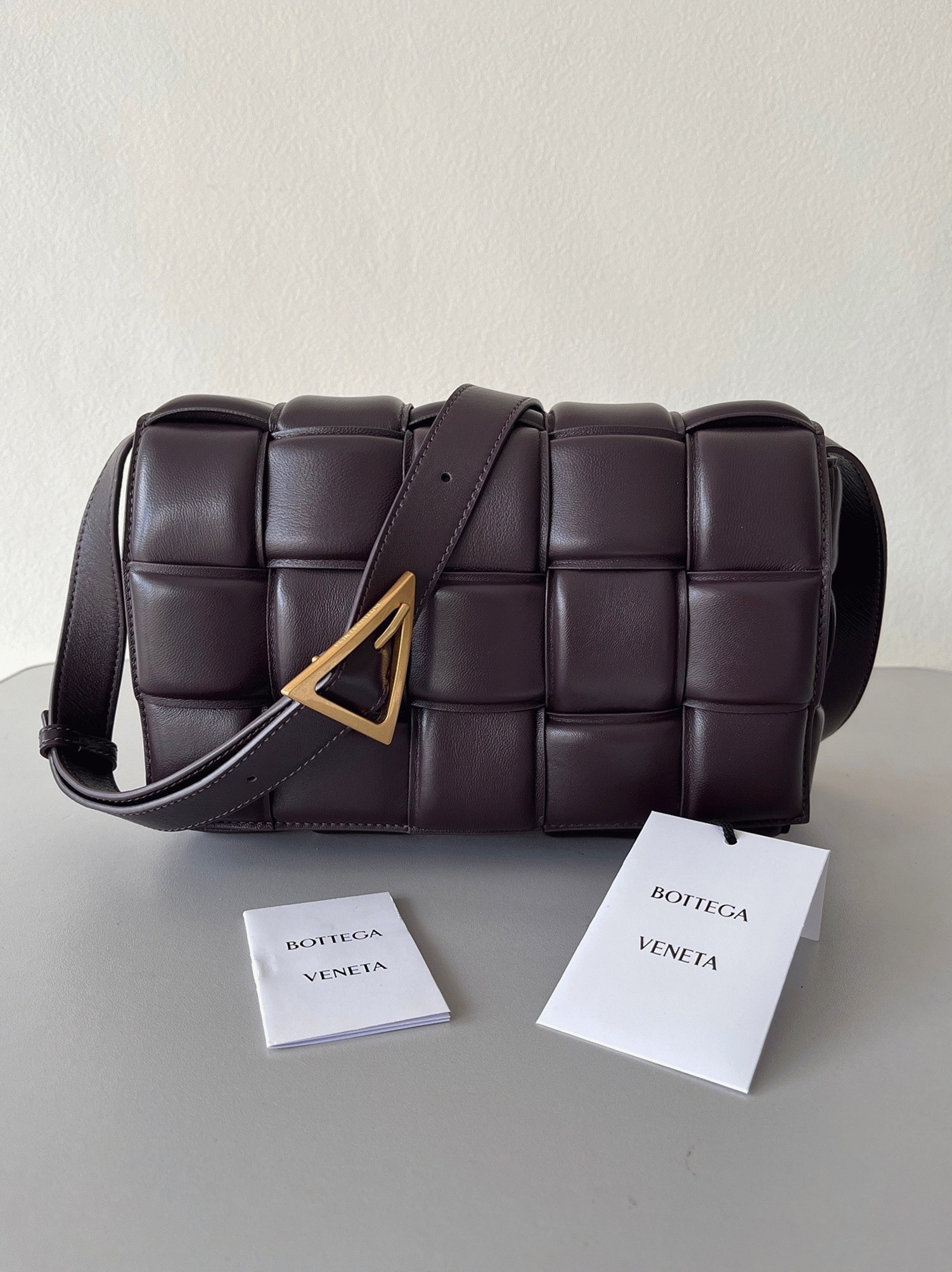 Top Quality Replica B0tt*ga Ven*ta Padded Cassette Bag In Fondant