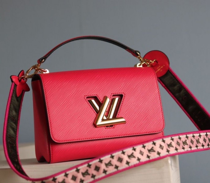 L0vis Vvtt0n Epi Leather Twist MM Handbag In Red With Embroidered Strap