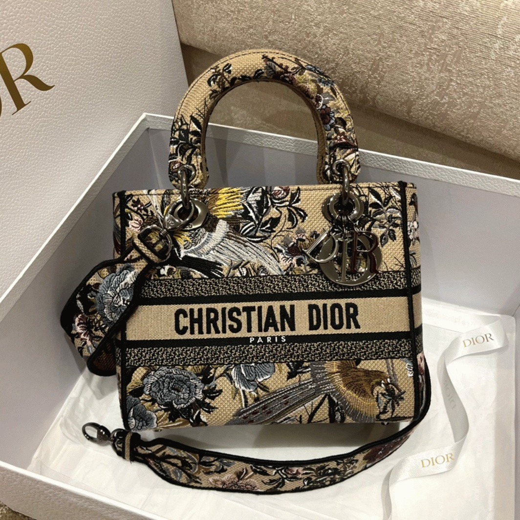 D10r Lady D-Lite Medium Bag Fake in Beige Jardin d Hiver Embroidery