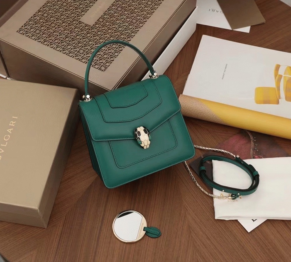 Fake Bv1g*ai Serpenti Forever Small Bag Green Calfskin
