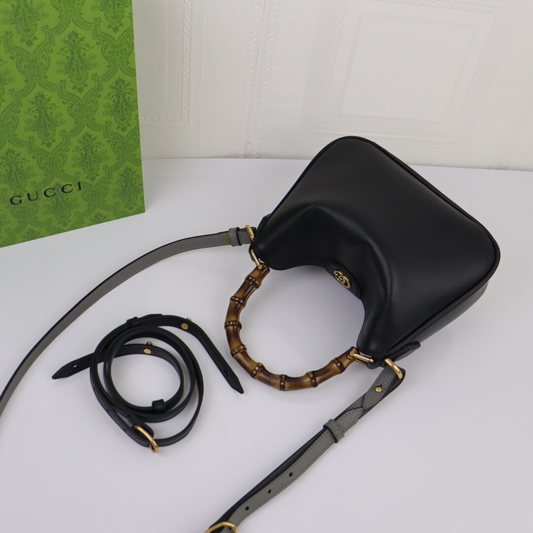 Gvc*1 DIANA SMALL SHOULDER BAG