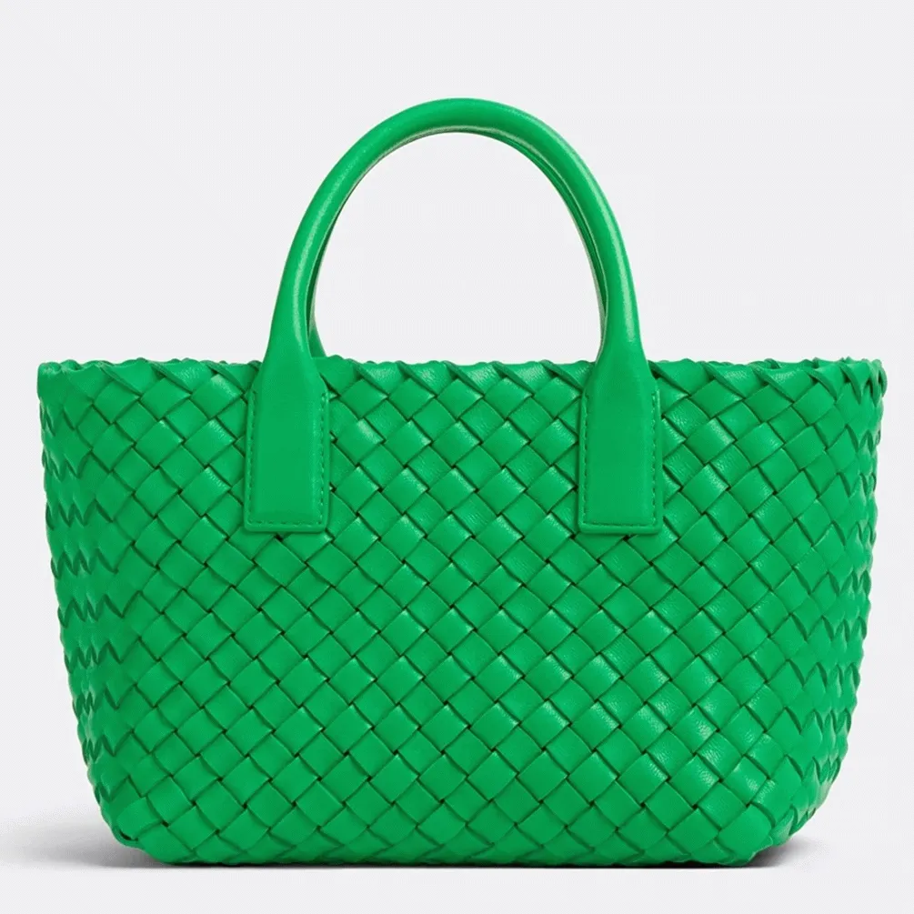 Top Quality Replica B0tt*ga Ven*ta Cabat Mini Bag In Green Intrecciato Lambskin