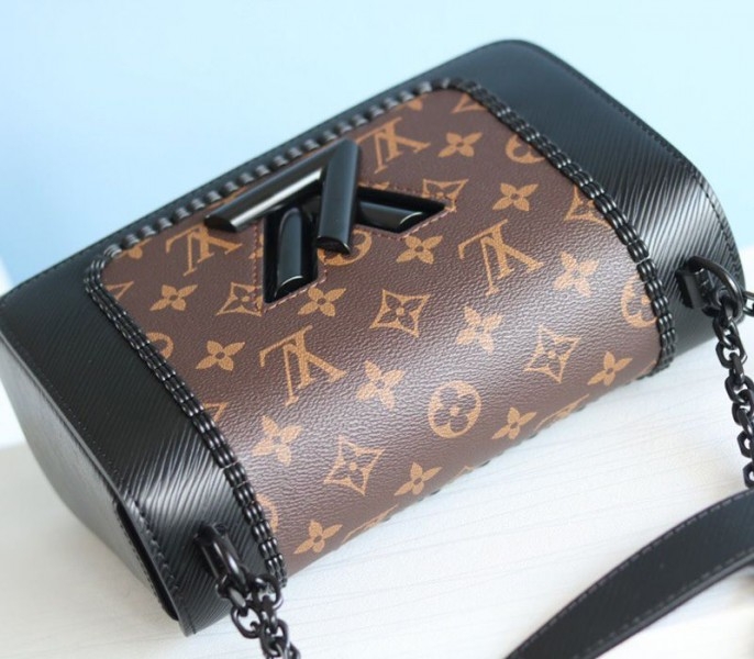 L0vis Vvtt0n Epi Leather Twist MM Canvas Trompe loeil Braid Bag In All Black