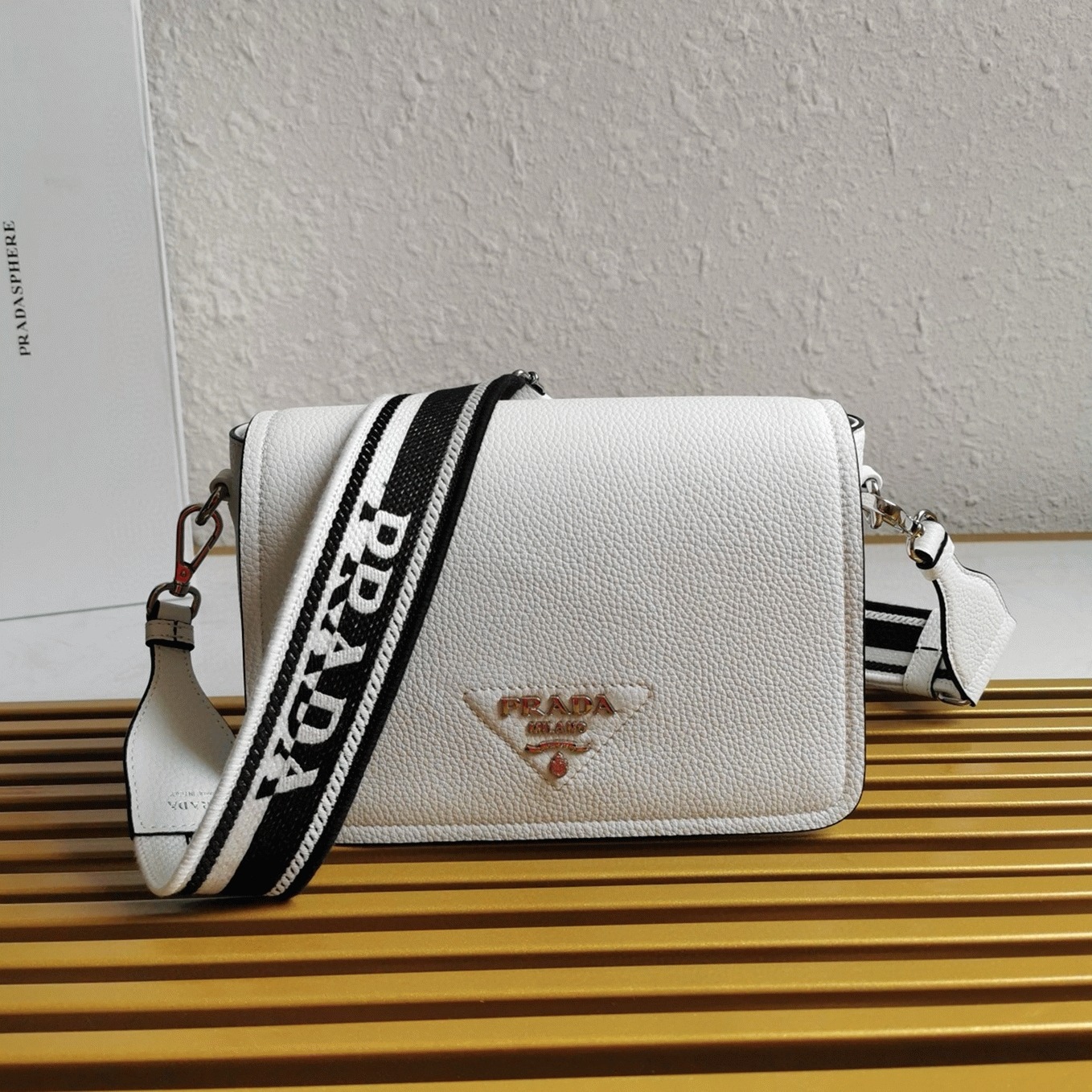 Pra*a Flap Shoulder Bag Replica in White