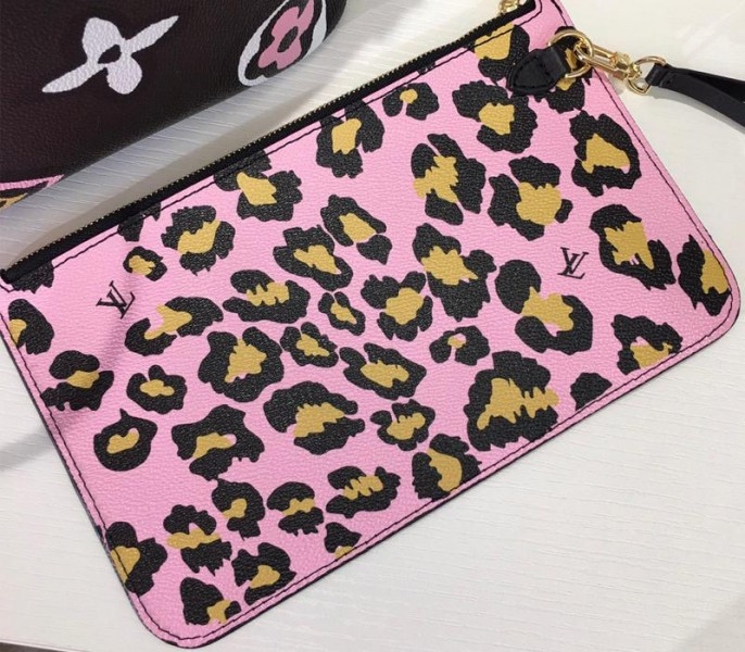 L0vis Vvtt0n Wild At Heart Neverfull MM Bag In Black