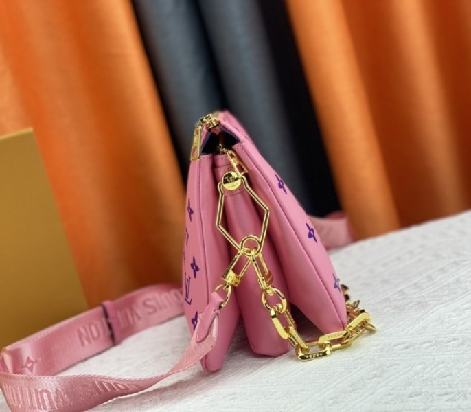 L0vis Vvtt0n Coussin PM Bag In Pink And Purple With Jacquard Strap