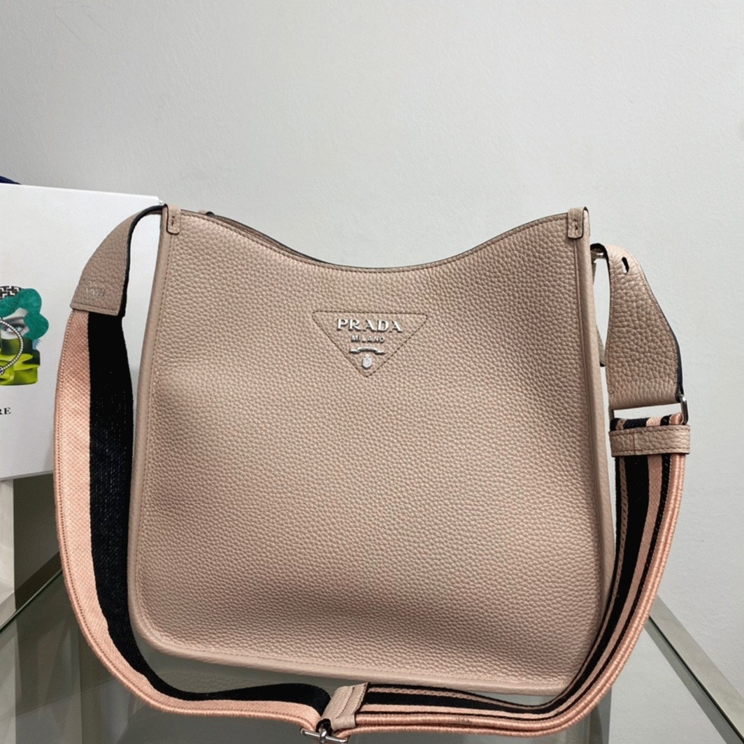 Pra*a Hobo Bag Fake in Sand