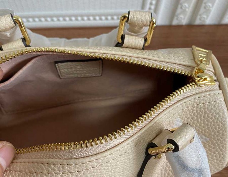 L0vis Vvtt0n Bicolor Monogram Empreinte Papillon BB Bag In Cream And Saffron