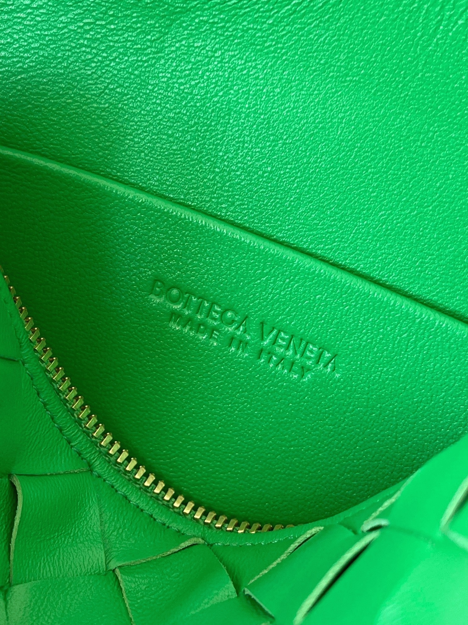 Knockoff B0tt*ga Ven*ta Loop Mini Bag Green