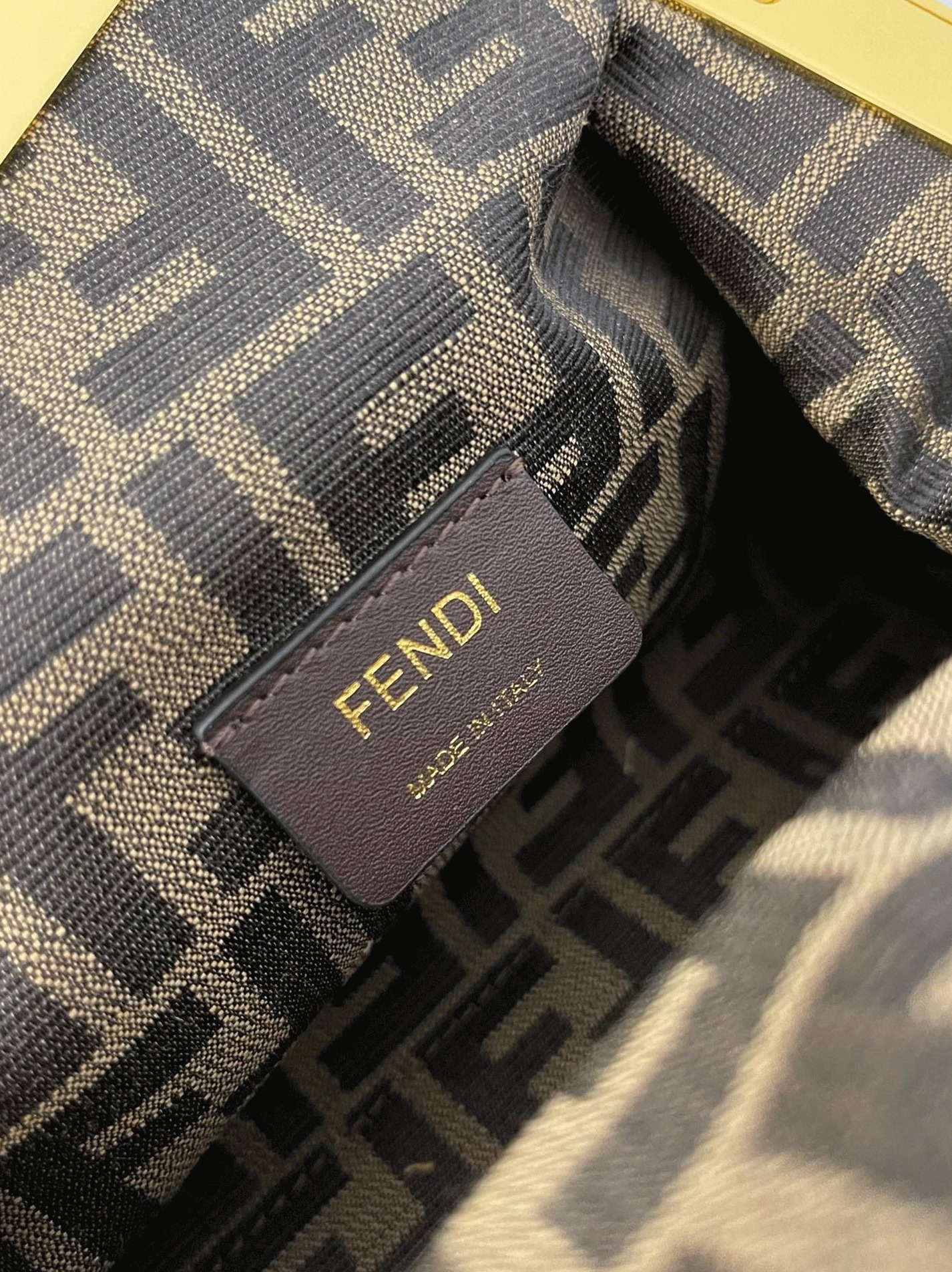 Top Quality Fake F**di First Small Bag in Natural Raffia Straw