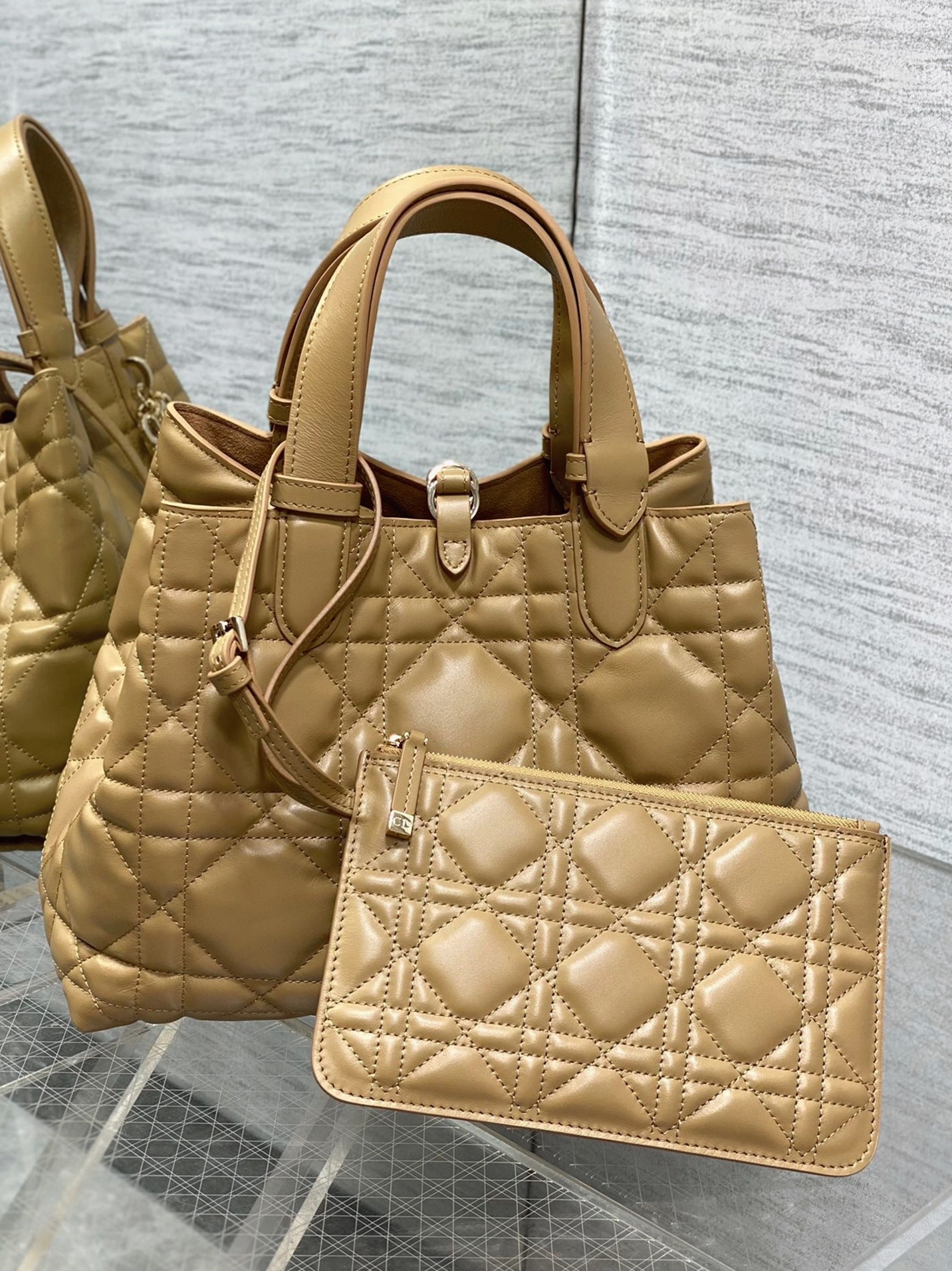 D10r Toujours Medium Bag Fake in Tan Macrocannage Calfskin